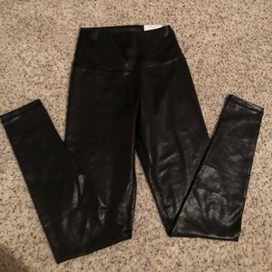 Aerie “crackle and shine” leggings size small